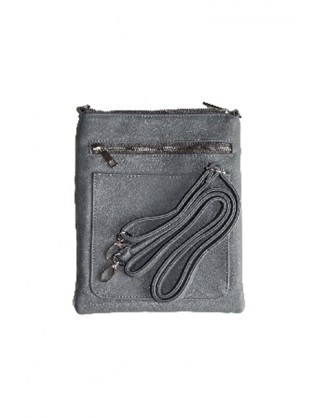 Grey bag with front pocket and zipper